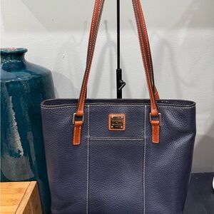 Elegant Navy Blue Dooney & Bourke Tote Bag